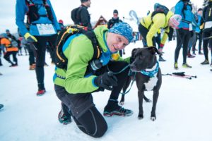 zimowy-ultramaraton-karkonoski-2017-start-negra-i-piotr