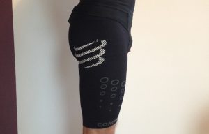 compressport trail short v2 logo
